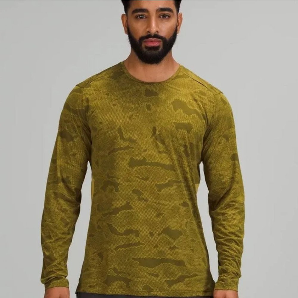 Lululemon Men's Fast and Free Athletic shirt